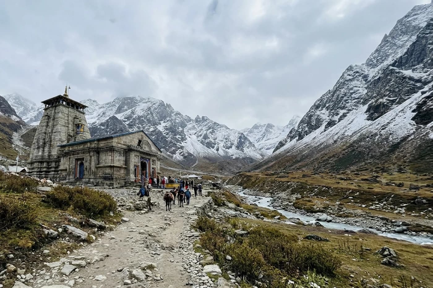 Kedarnath sector, Uttarakhand — route landscape created for this tour guide